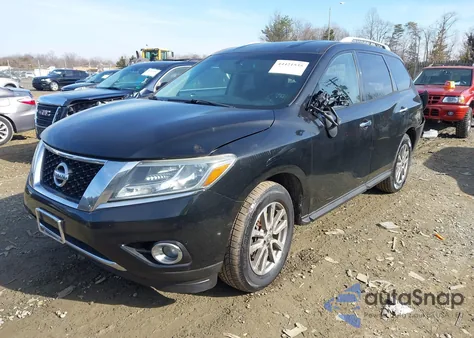 2015 Nissan Pathfinder Platinum/S/Sl/Sv z USA, uszkodzony, nr VIN 5N1AR2MN2FC636823